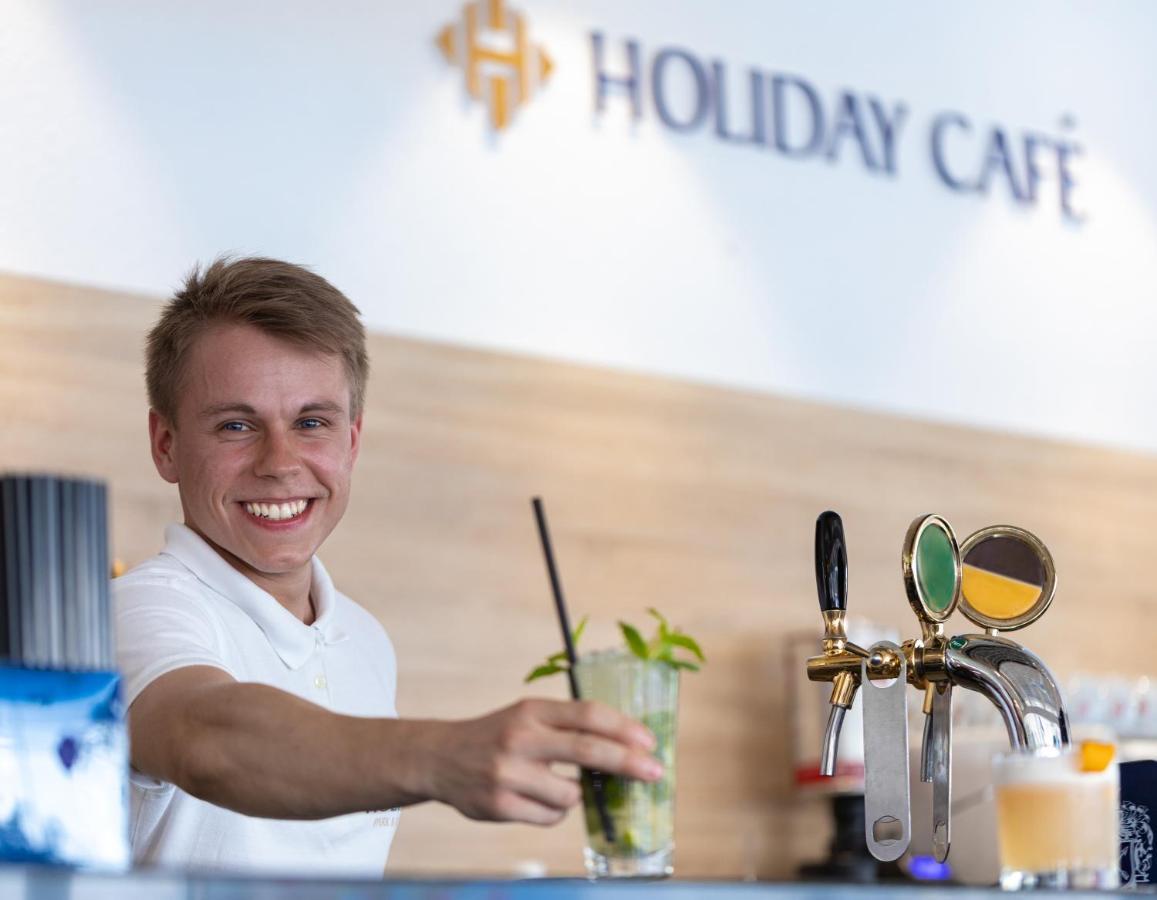Holiday Park & Resort Rowy エクステリア 写真