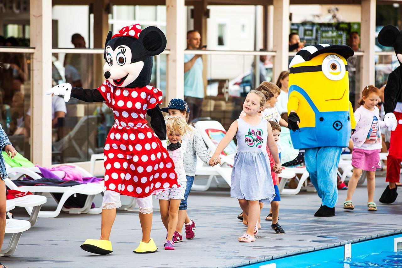 Holiday Park & Resort Rowy エクステリア 写真